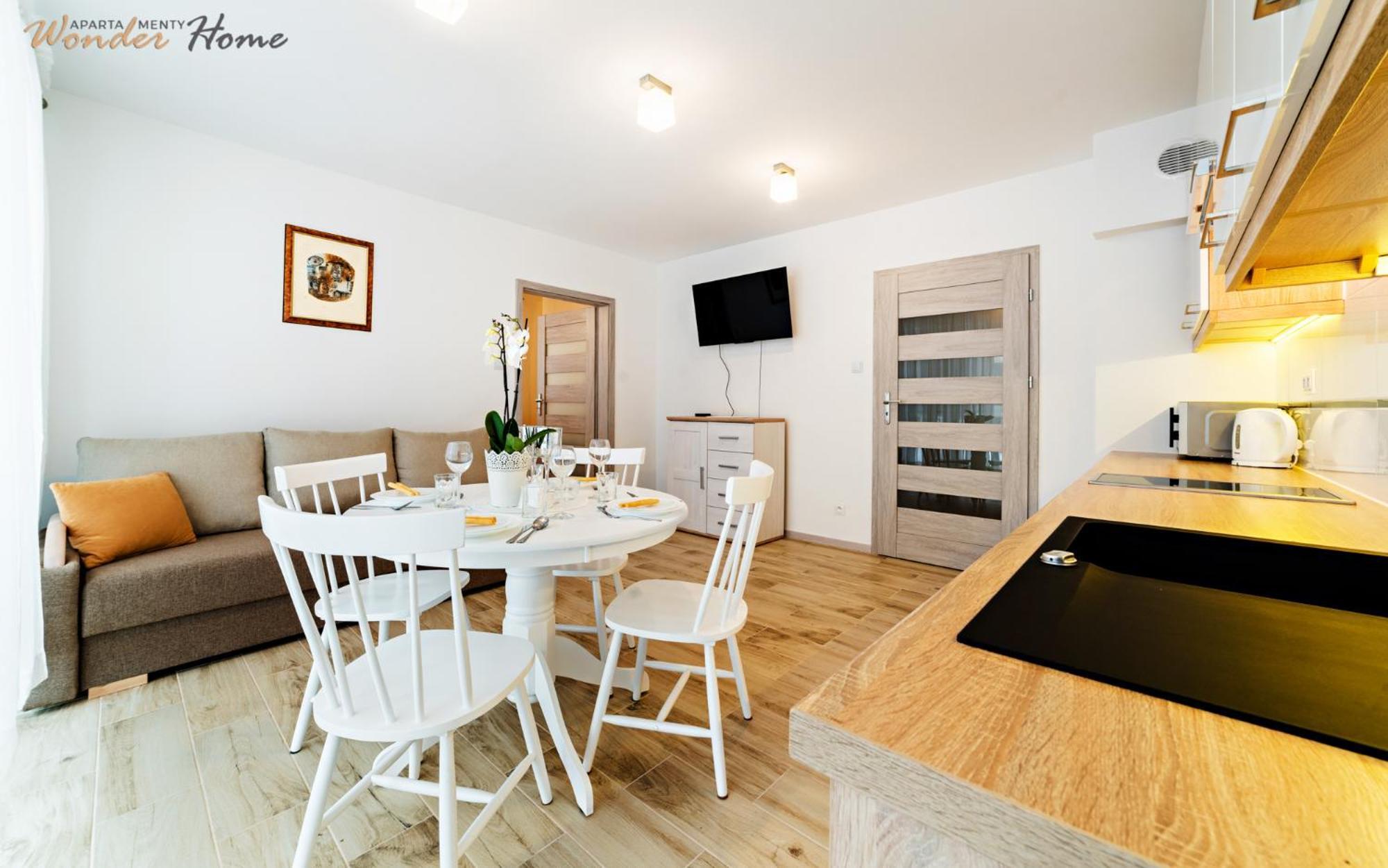Wonder Home - Apartamenty W Malowniczej Okolicy, Z Balkonami I Widokiem Na Gory คาร์ปัตซ์ ภายนอก รูปภาพ